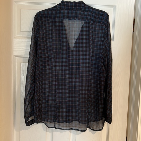 American Eagle top - Picture 2 of 2